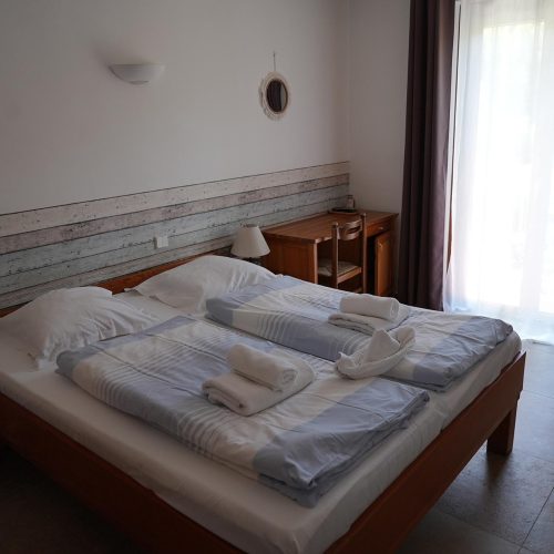 Chambre Double Balcon Coté Colline